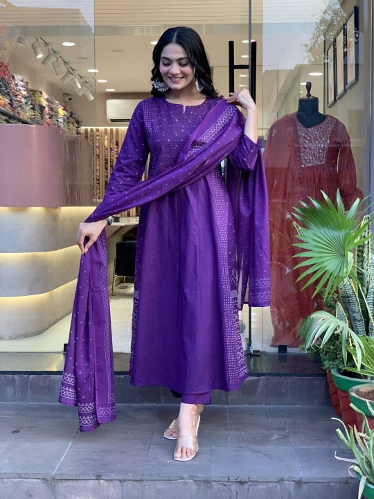 Voluminous Cotton Embroidered Kurta Pant & Dupatta