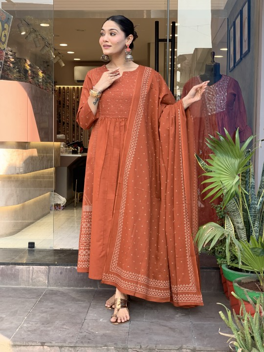 Rust Mellows Voluminous Cotton Kurta Pant & Dupatta