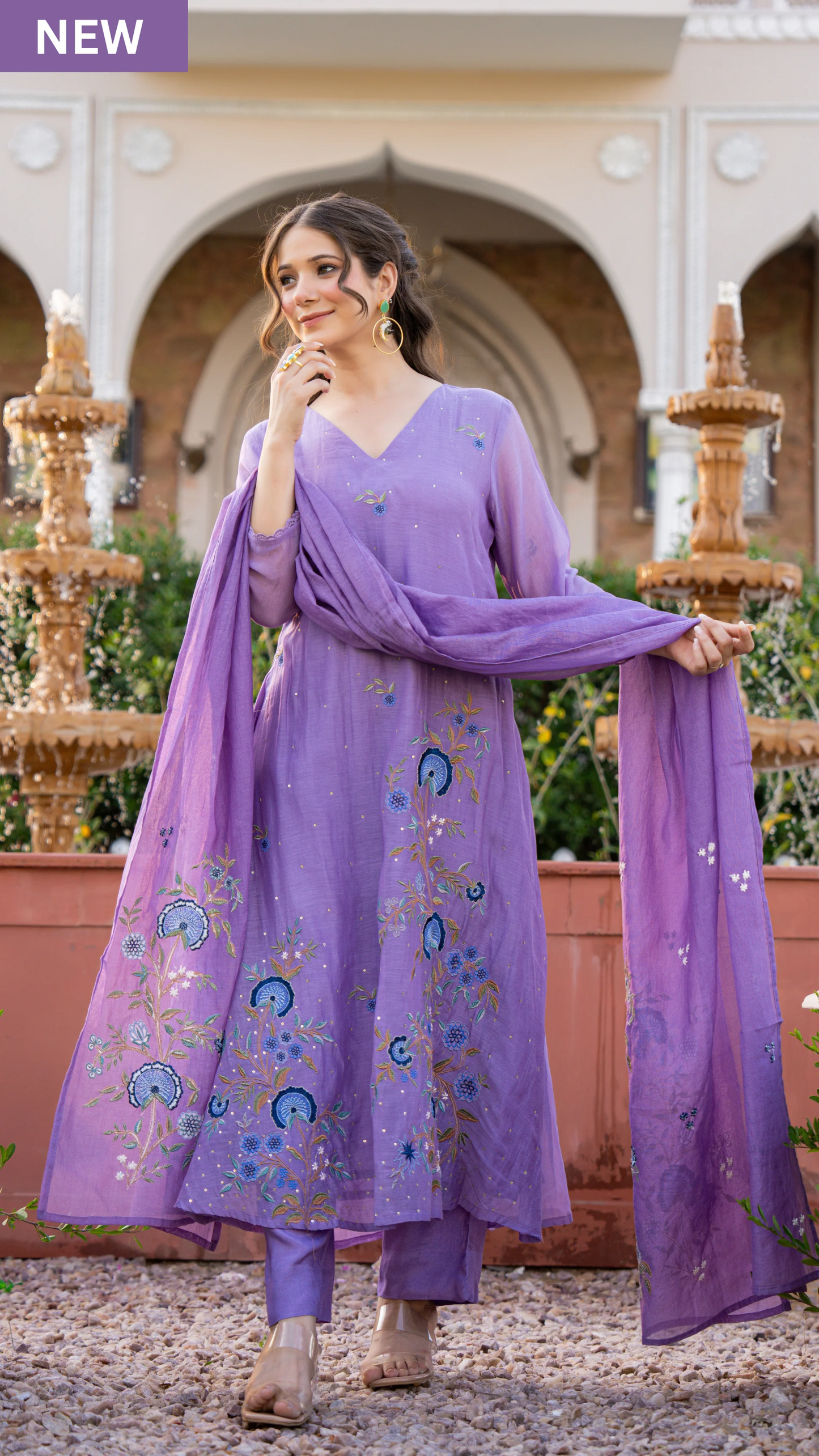 Lavender Mul Chanderi Thread Embroidered Kurta Set