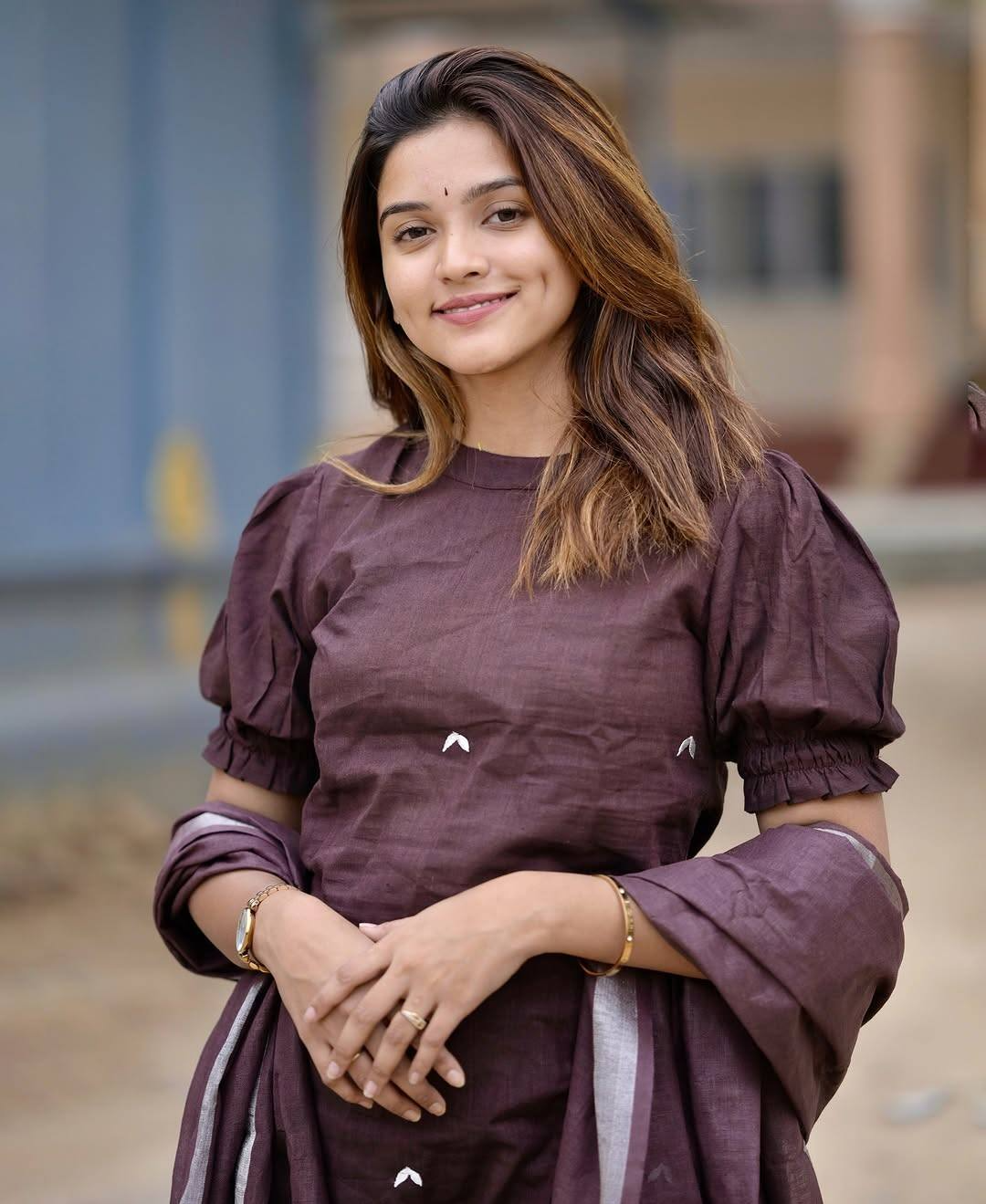 Brown Handloom A Line Kurti With Plazzo & Linen Dupatta