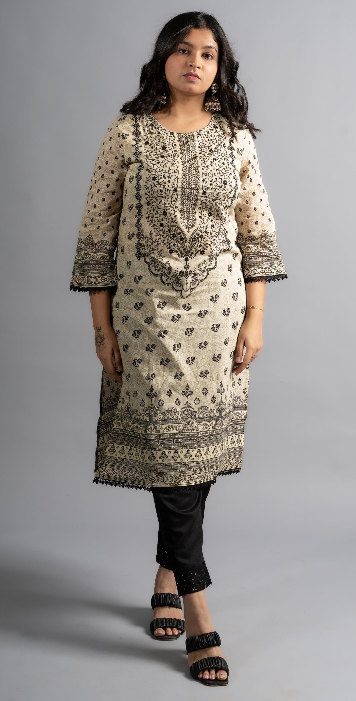 Champagne White Cotton Embroidered Kurta pants with Dupatta (Set of 3)