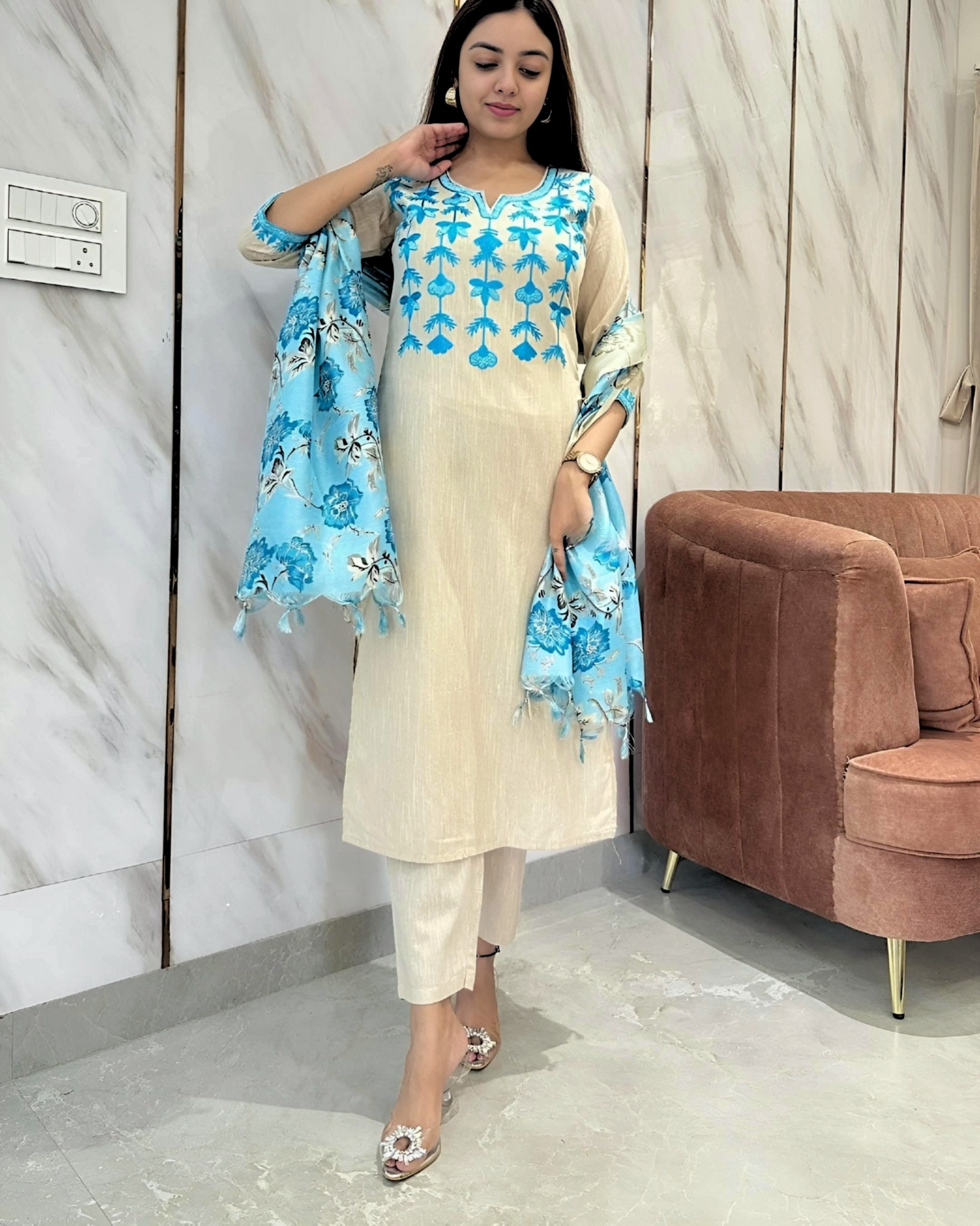Resham Thread Aari Embroidered Straight Cut Kurta Pant & Dupatta