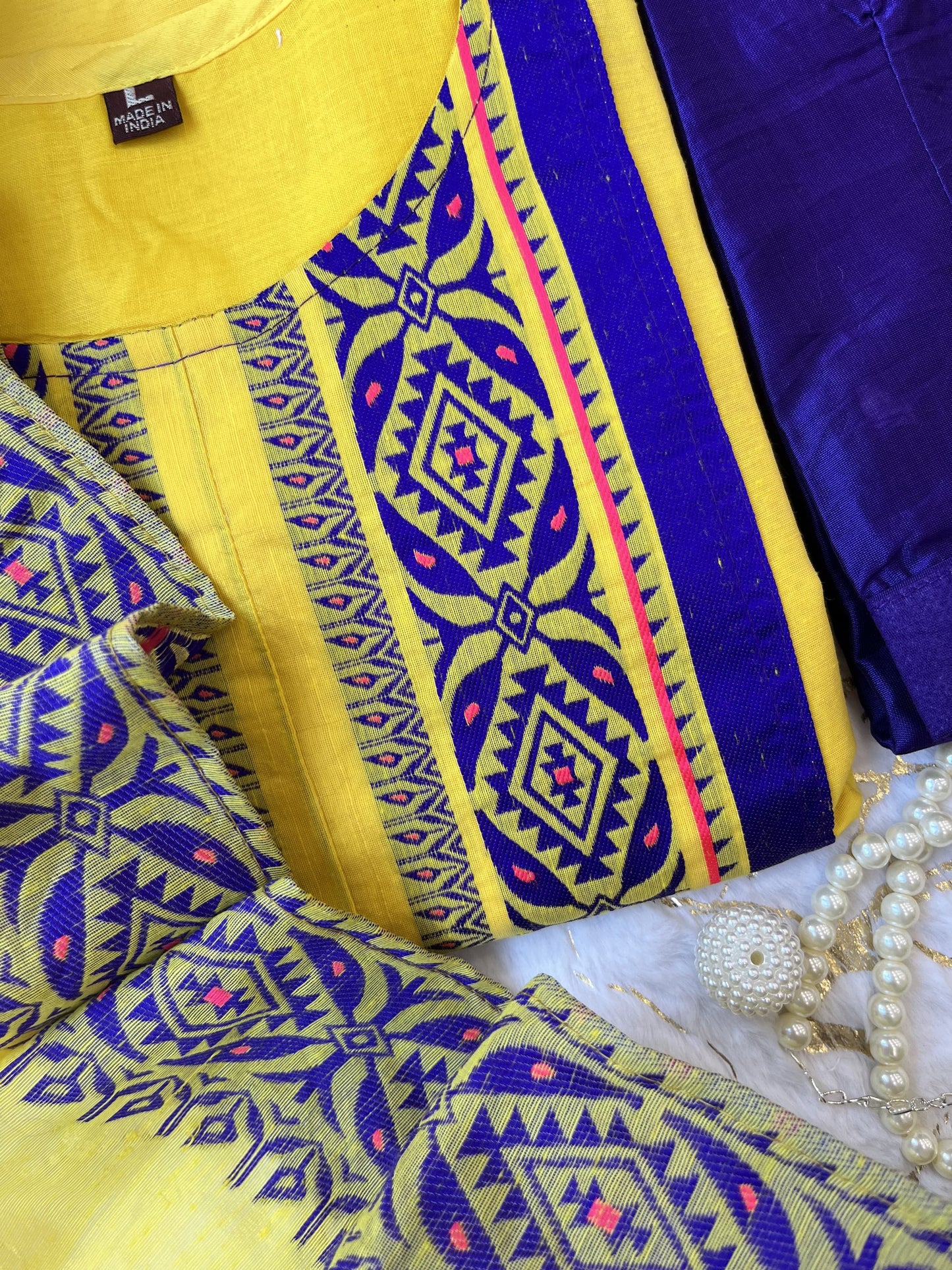 Kanchi Cotton Kurta Pant & Dupatta With Jacquard Weaving