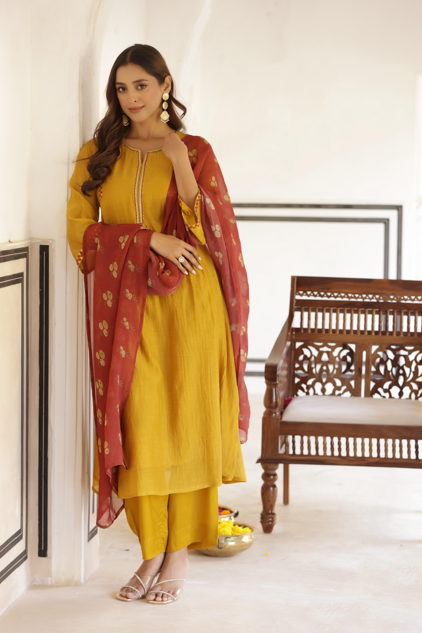 Mul Chanderi Embroidered Kurta Pant & Dupatta