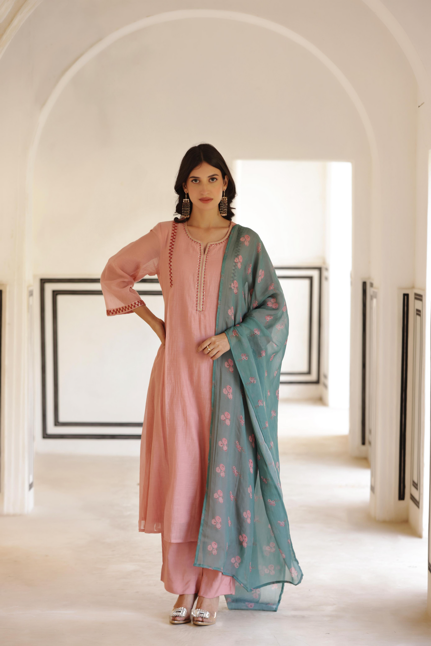 Mul Chanderi Embroidered Kurta Pant & Dupatta