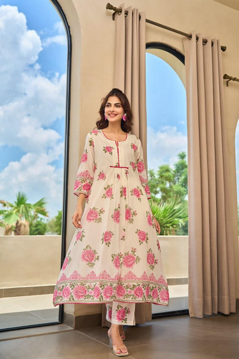 Beige Floral Mul Chanderi Kurta Pant Set
