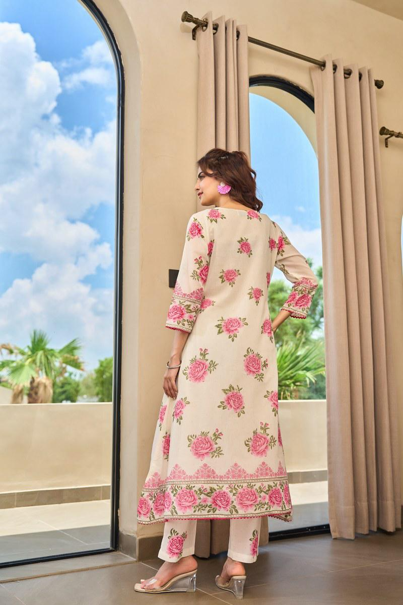 Beige Floral Mul Chanderi Kurta Pant Set
