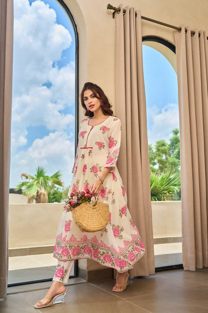 Beige Floral Mul Chanderi Kurta Pant Set