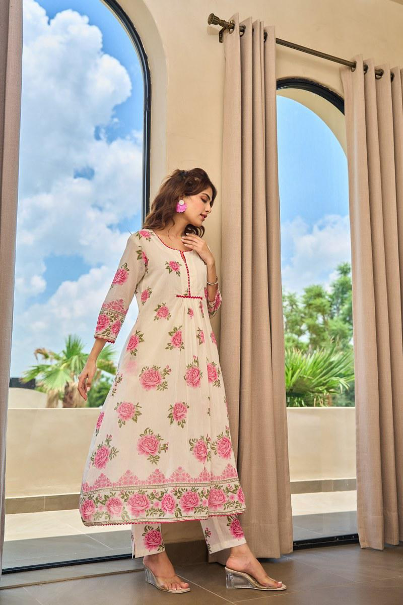 Beige Floral Mul Chanderi Kurta Pant Set