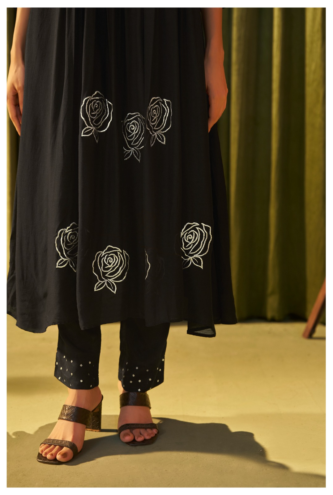 Classic Black Mul Chanderi Embroidered Suit Set