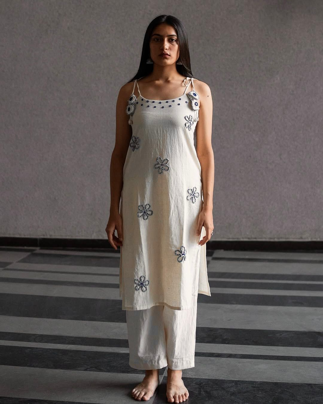 Floral Roman Silk Shoulder Starp Kurti Pant & Dupatta