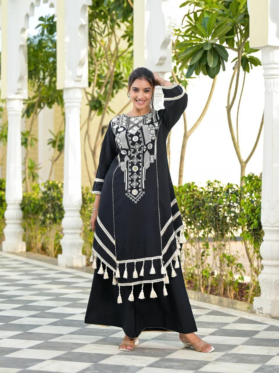 Black Rayon Cotton Thread Mirror Work Kurta & Plazzo Set