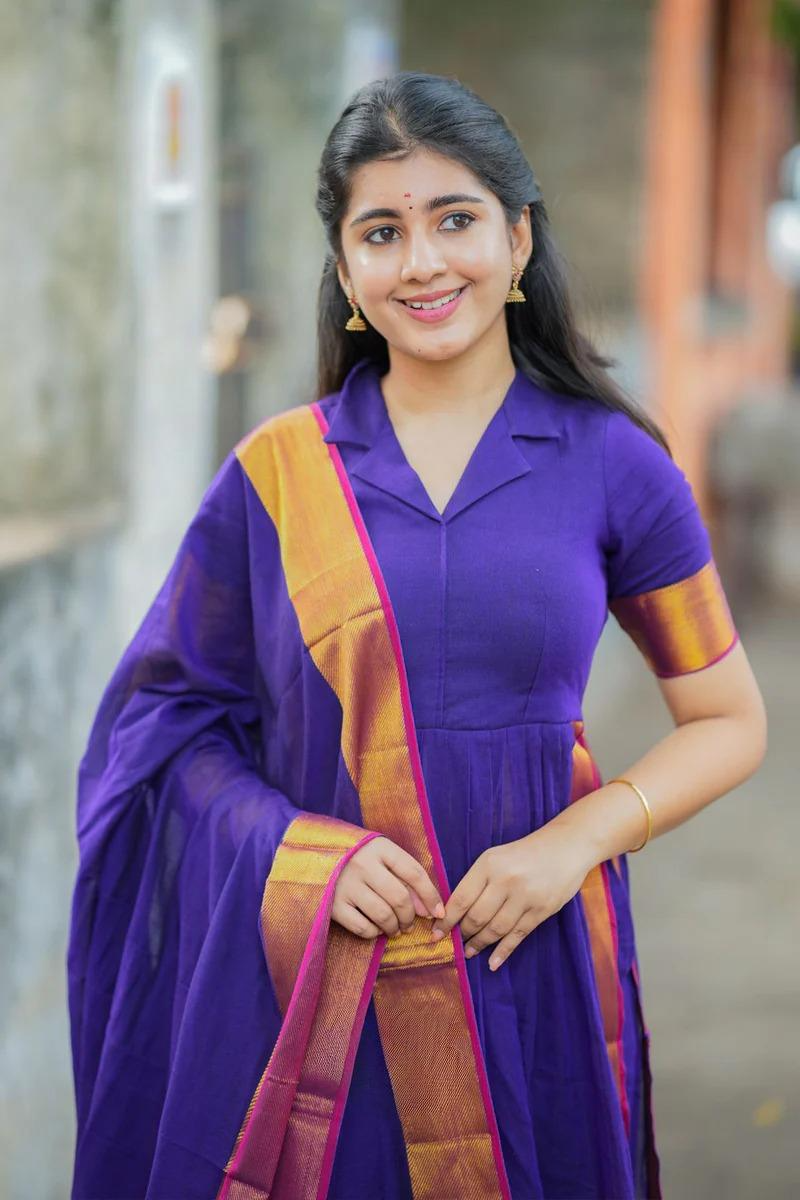 Handloom Suit Set in Purple