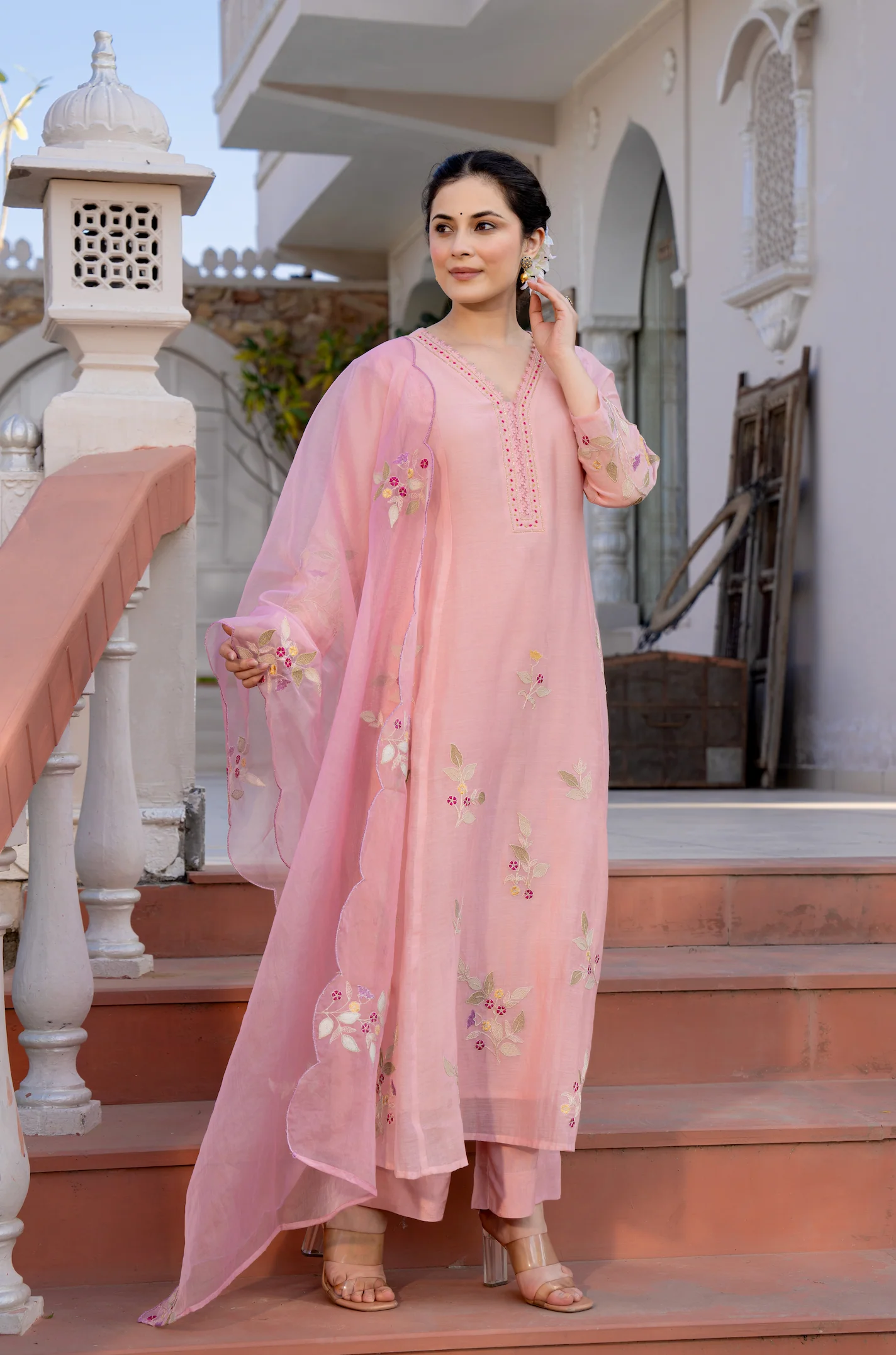 Rose Multi-Thread Embroidered Mul Chanderi Kurta Suit
