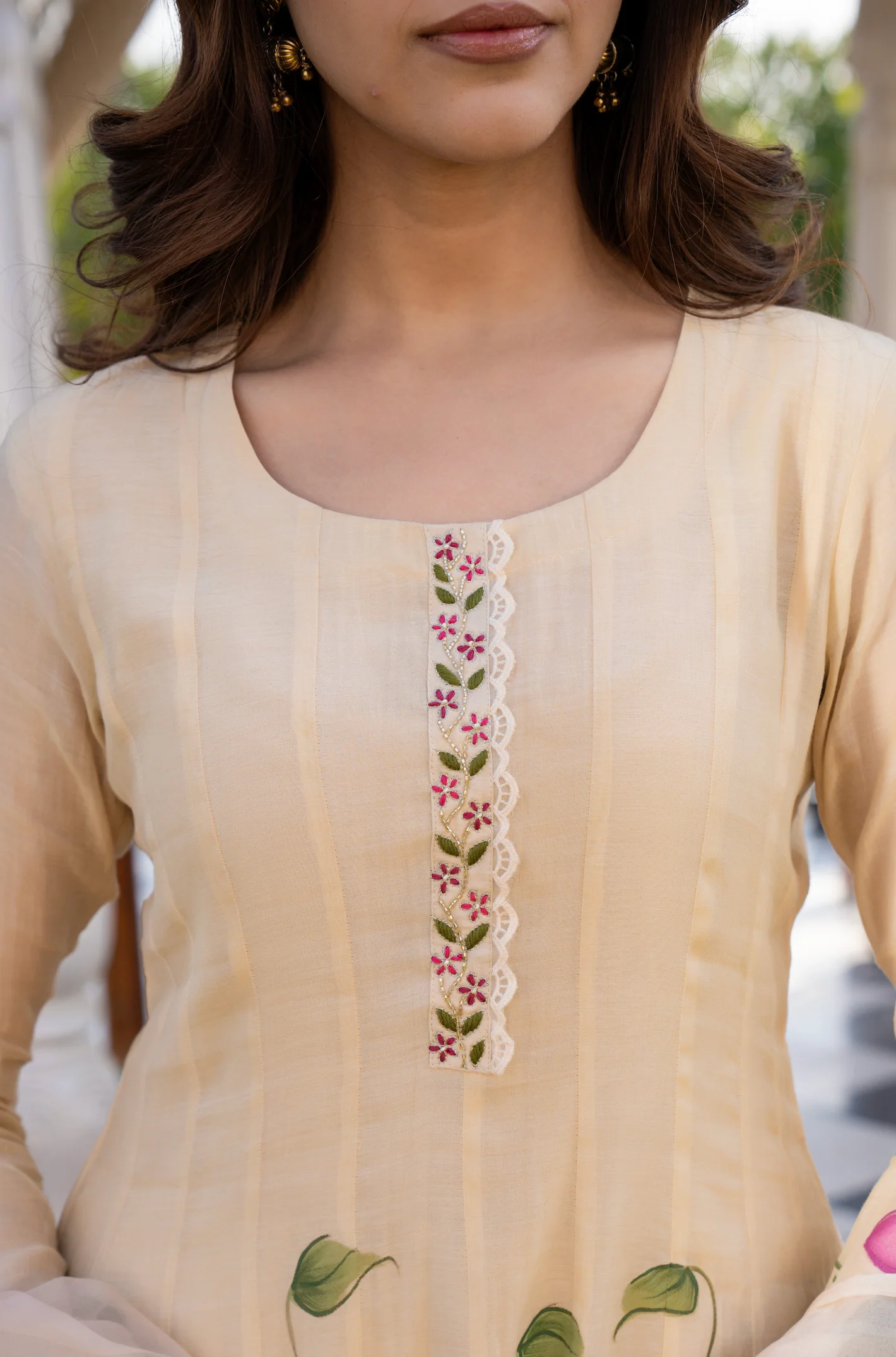 Beige Blossom Mul Chanderi Hand Burst Printed Suit