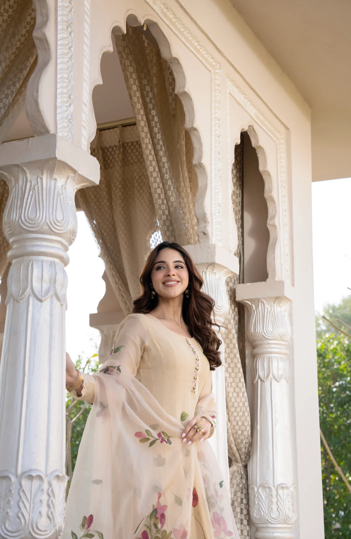Beige Blossom Mul Chanderi Hand Burst Printed Suit