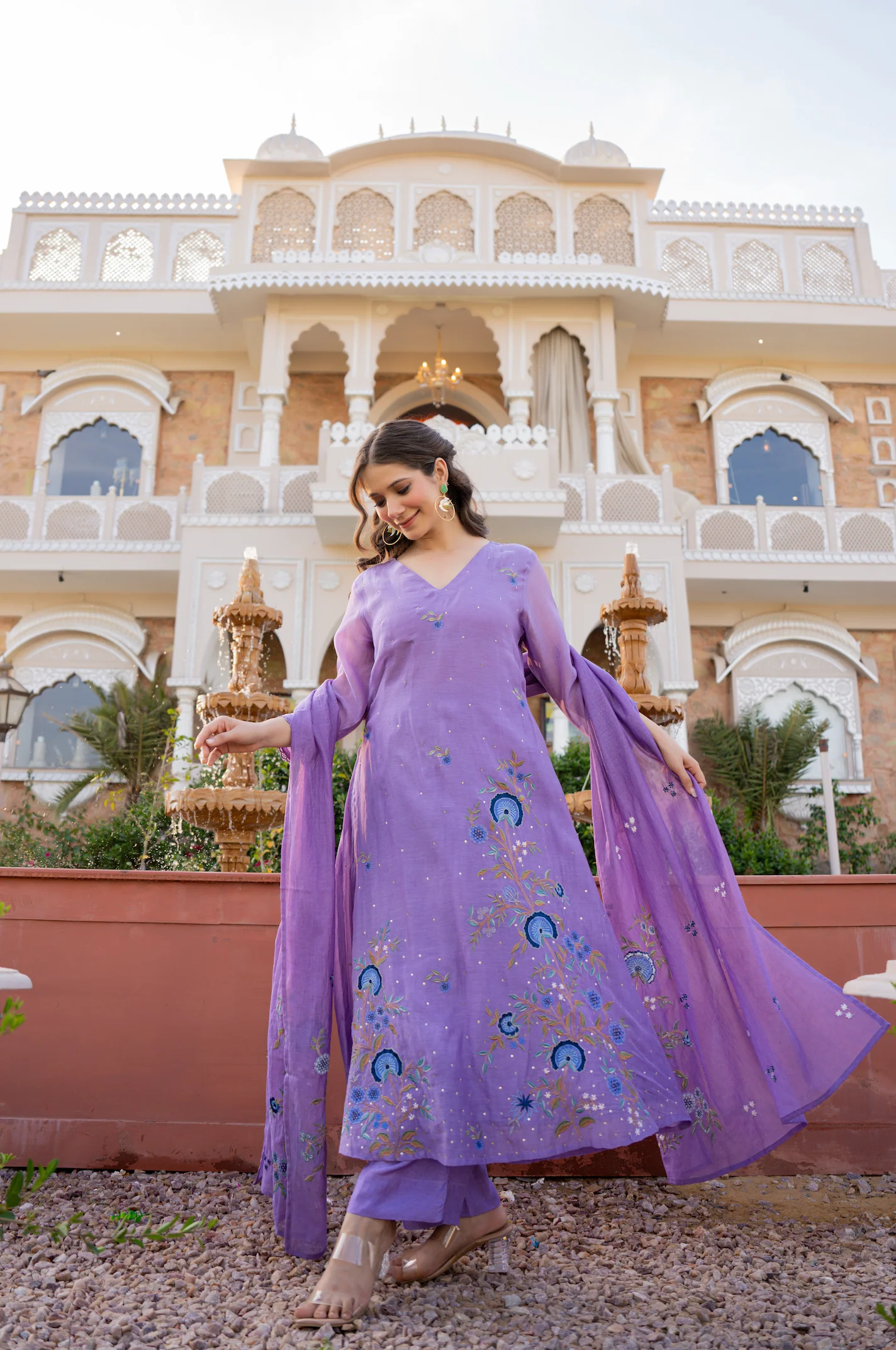 Lavender Mul Chanderi Thread Embroidered Kurta Set