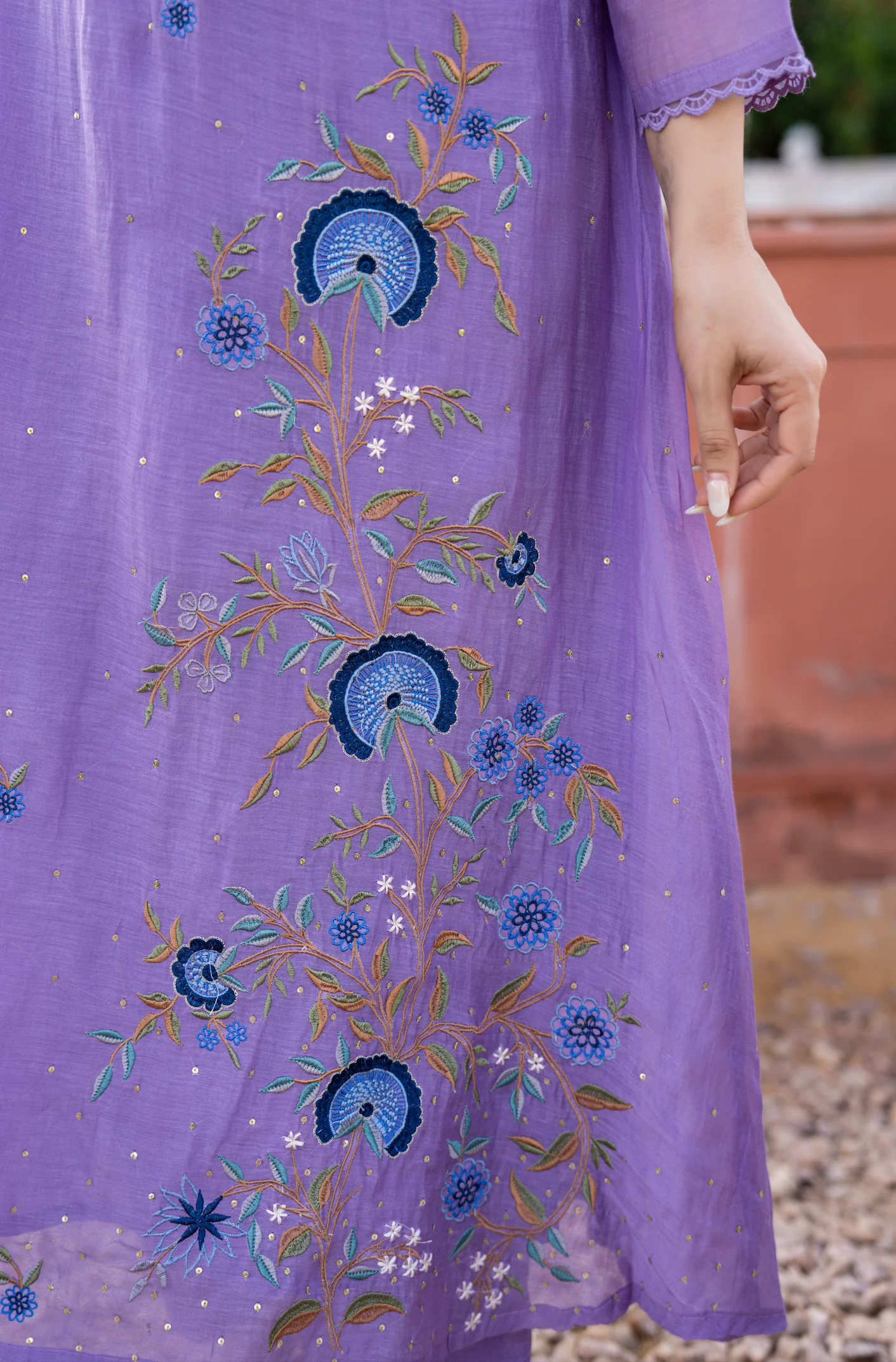 Lavender Mul Chanderi Thread Embroidered Kurta Set