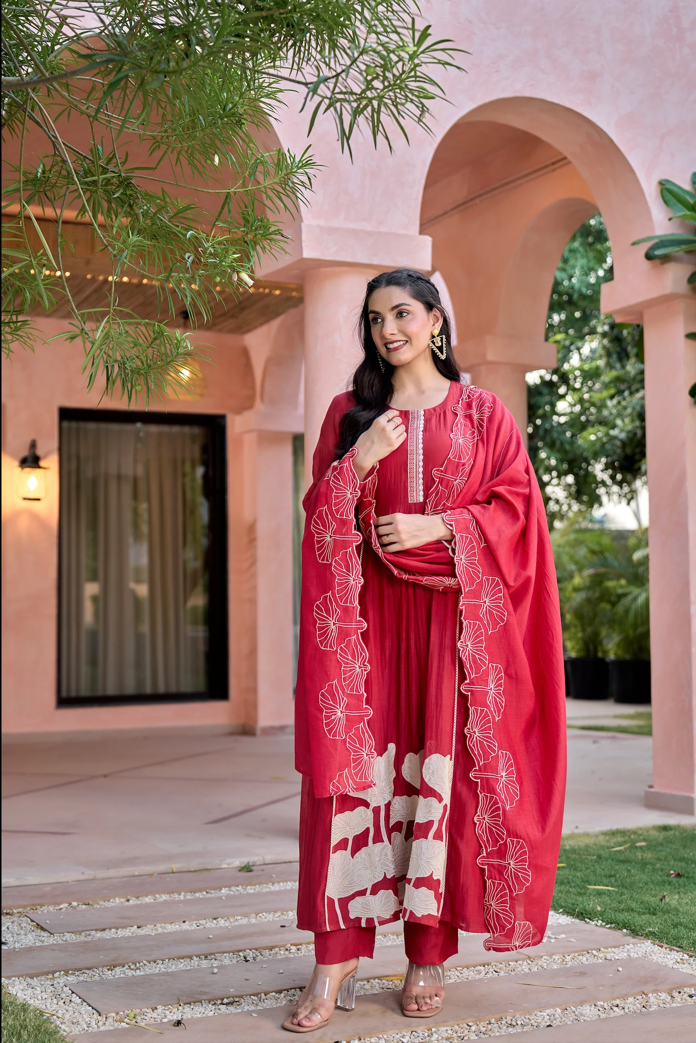 Red Mul Chanderi Embroidered Kurta Suit Set With Applique Work