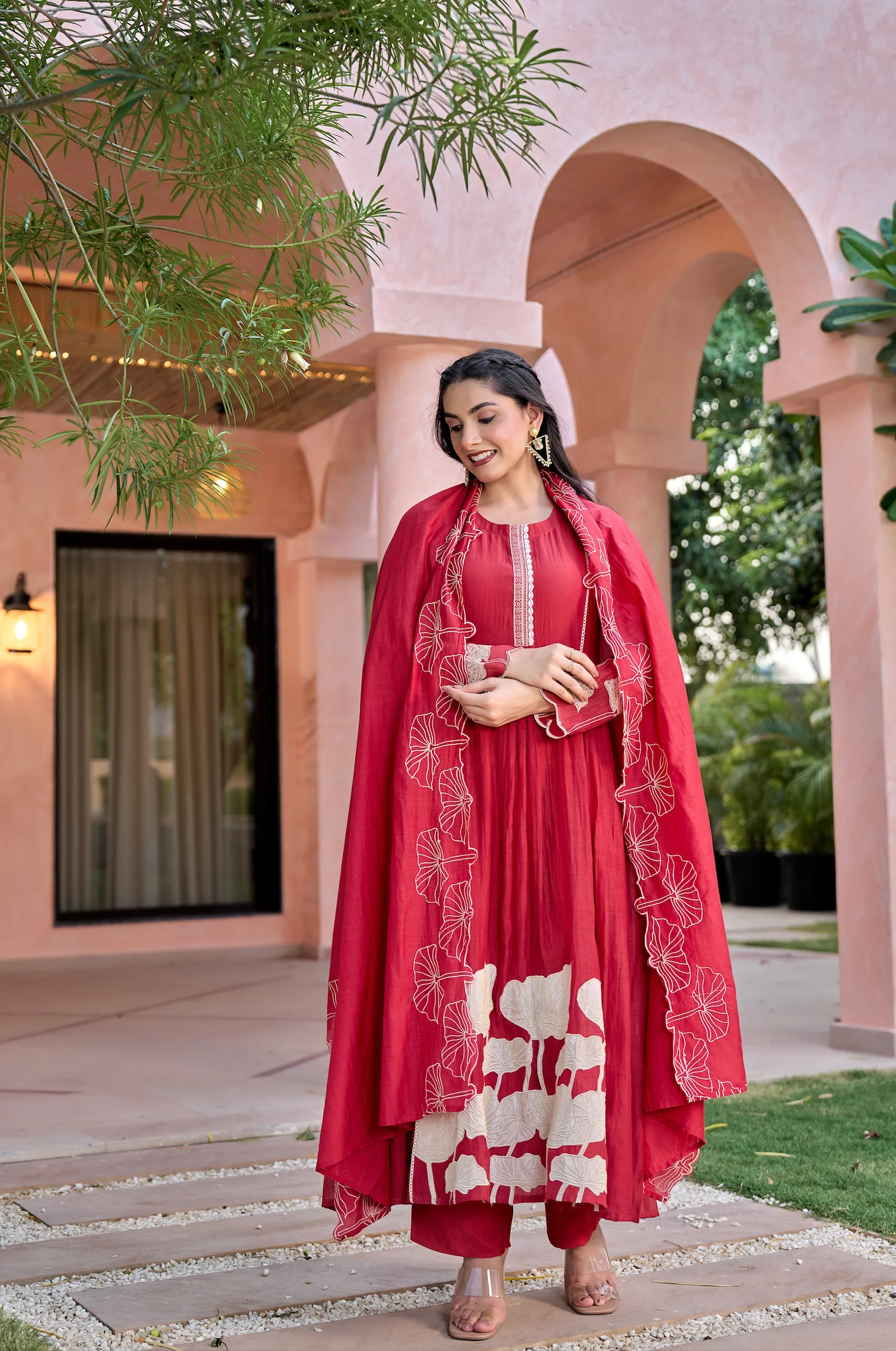 Red Mul Chanderi Embroidered Kurta Suit Set With Applique Work