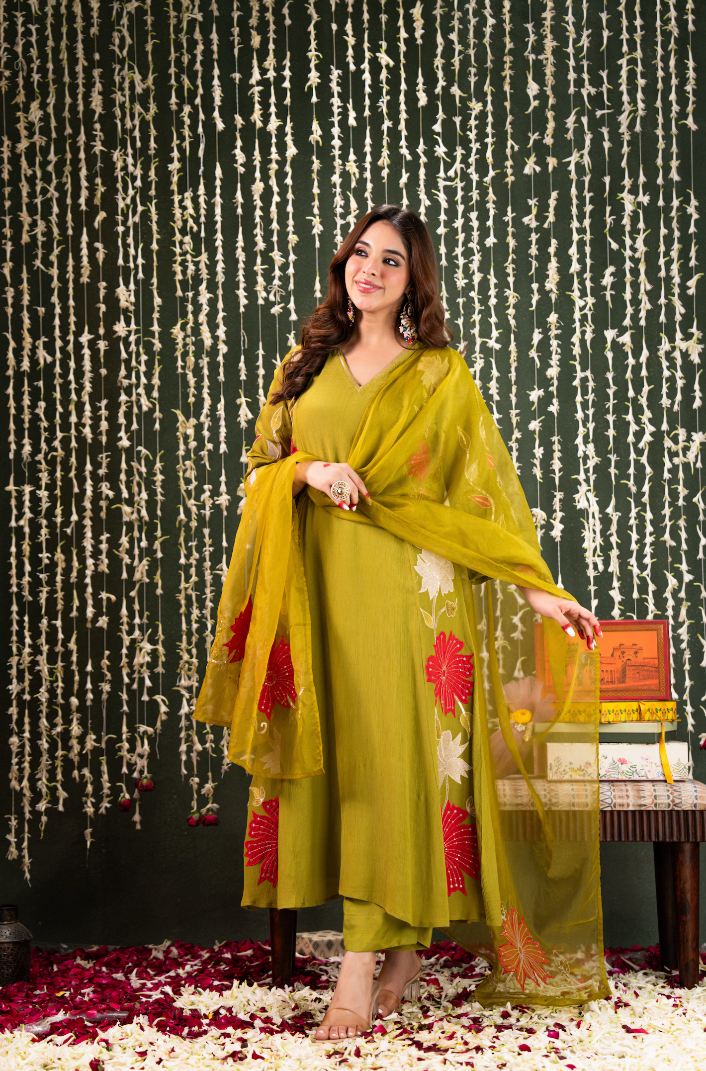 Olive Crush Chanderi Embroidered Applique Work Suit Set