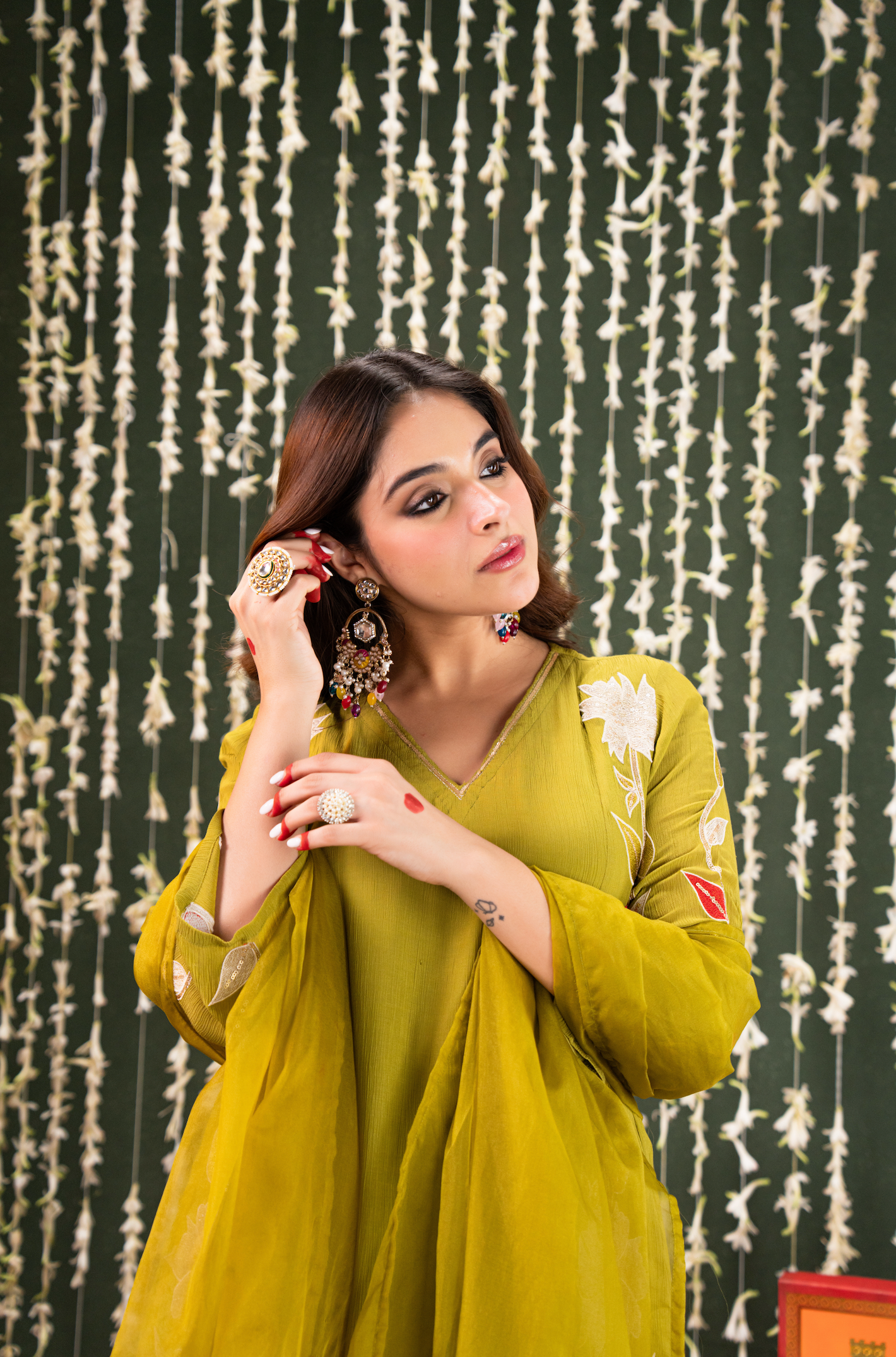 Olive Crush Chanderi Embroidered Applique Work Suit Set