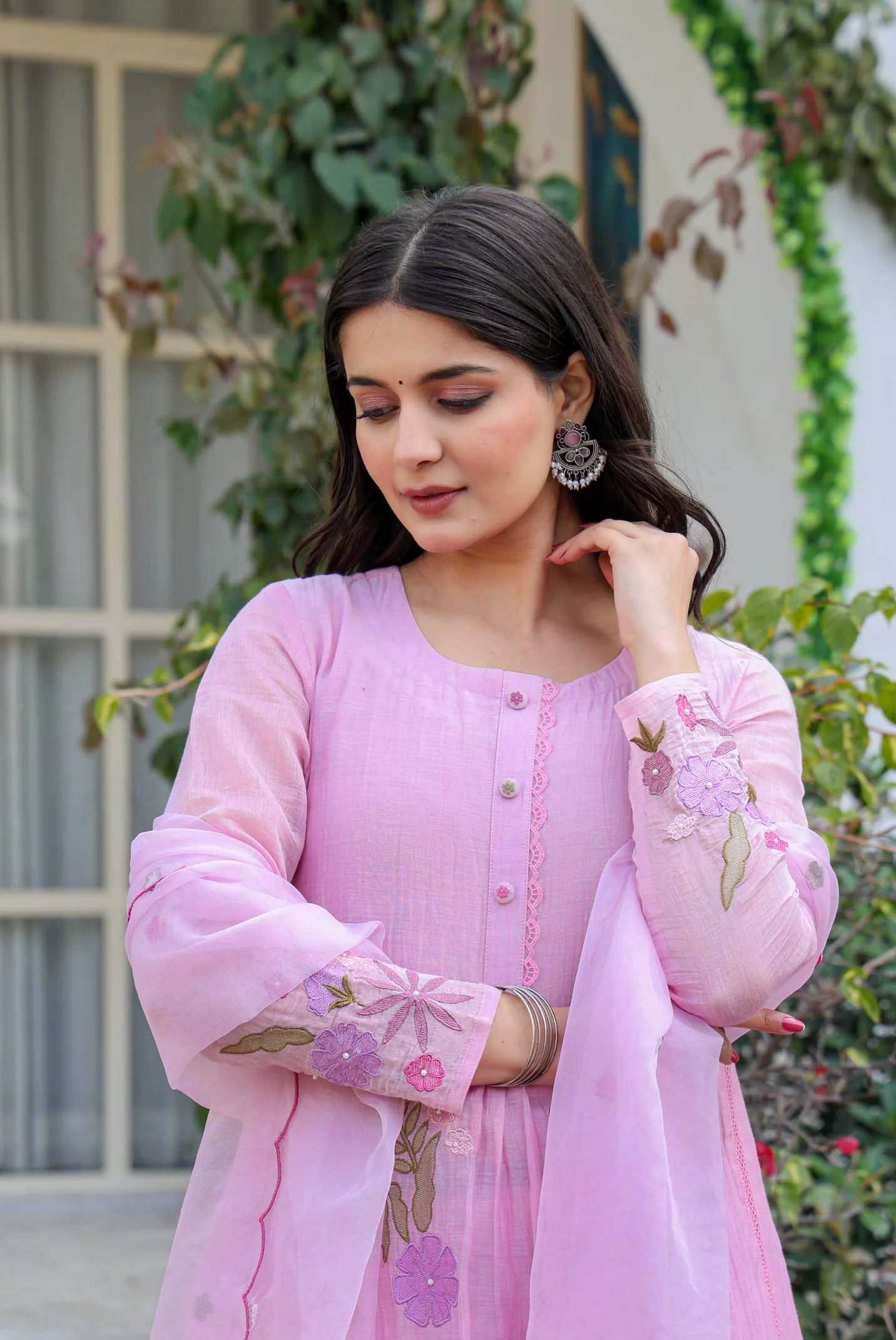 Mul Chenderi Embroidered Applic Work Kurta Pant & Dupatta (2 Colors)