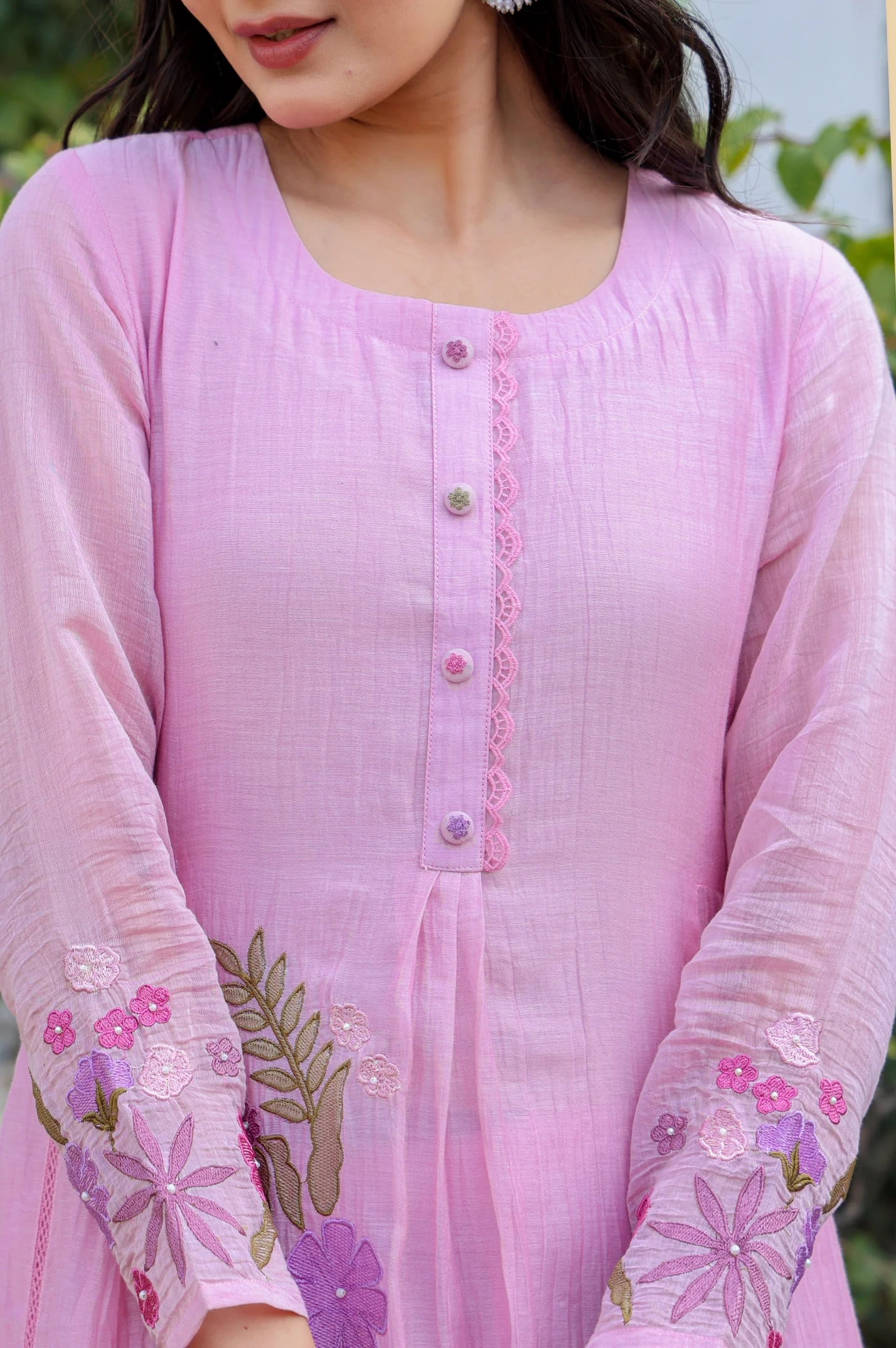 Mul Chenderi Embroidered Applic Work Kurta Pant & Dupatta (2 Colors)