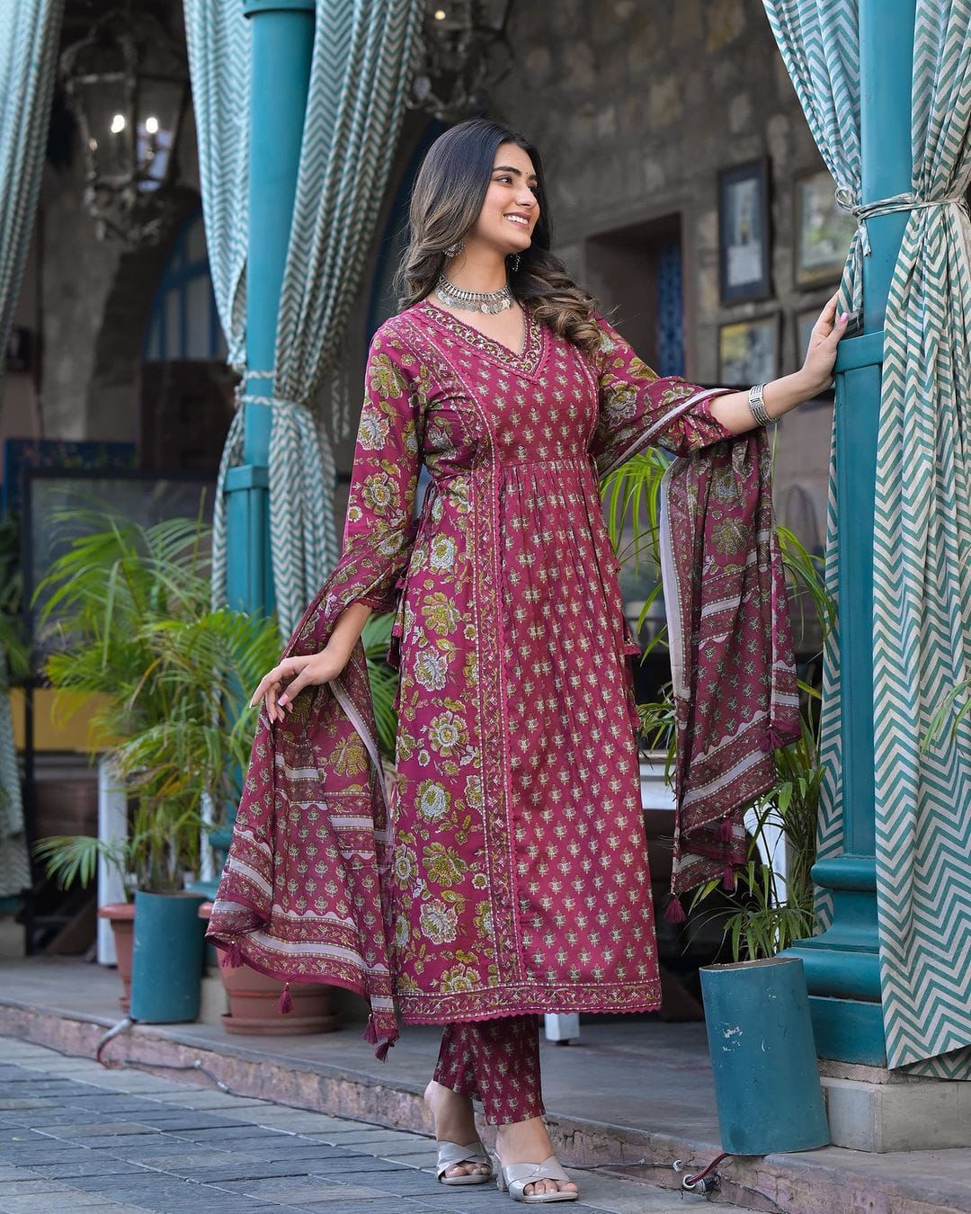 Cotton Dabu Printed & Embroidered Kurta Pant & Dupatta Set (2 Colors)