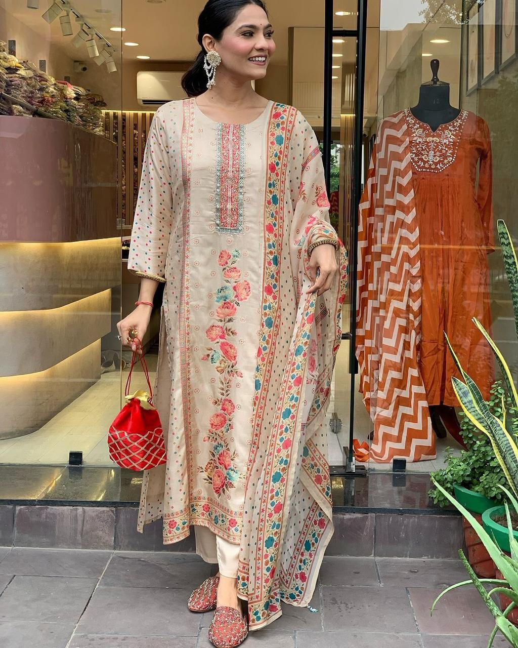 Muslin Sequence Printed Lining Kurta Pant & Dupatta