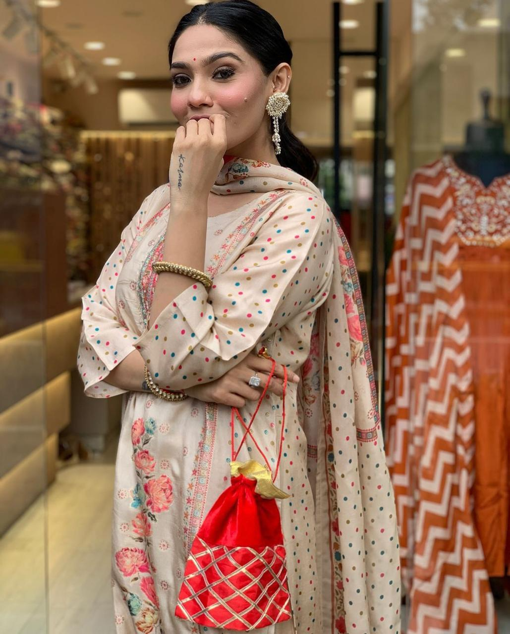 Muslin Sequence Printed Lining Kurta Pant & Dupatta