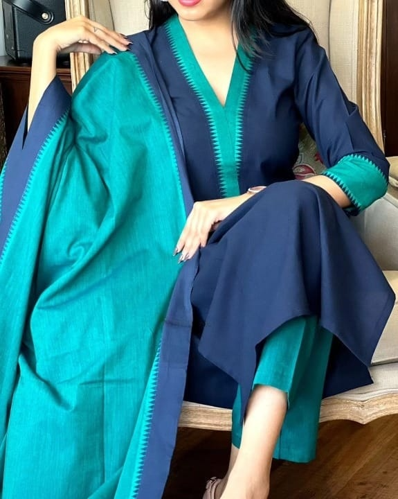 South Cotton Self Thread Hand Loom Butti Kurta Pant & Dupatta With Temple Border