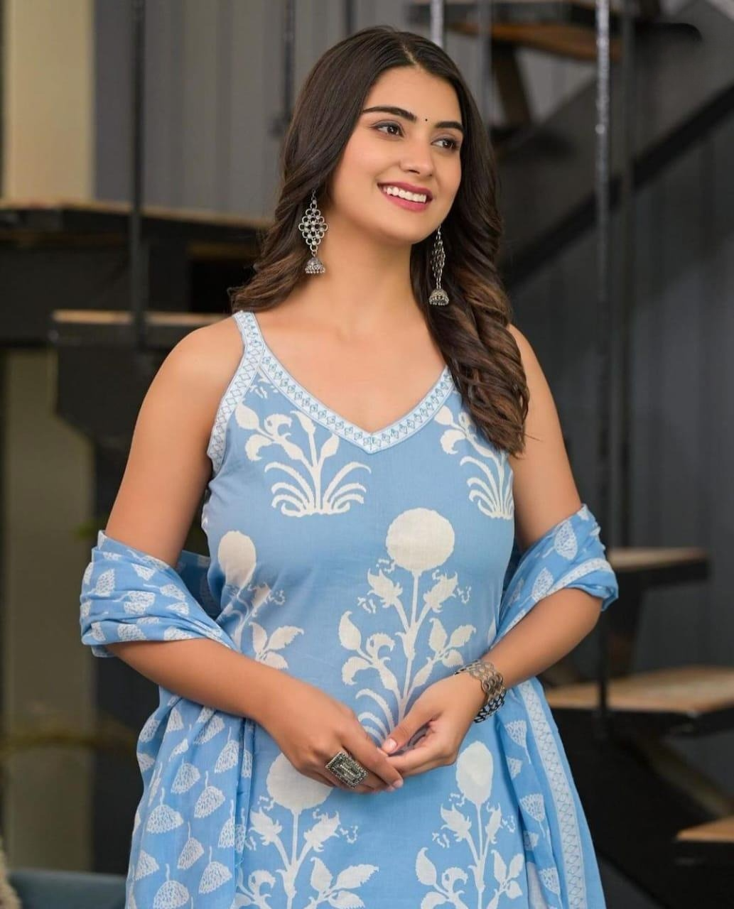 Cotton Floral Printed Cut Sleeve Kurti Pant With Duptta