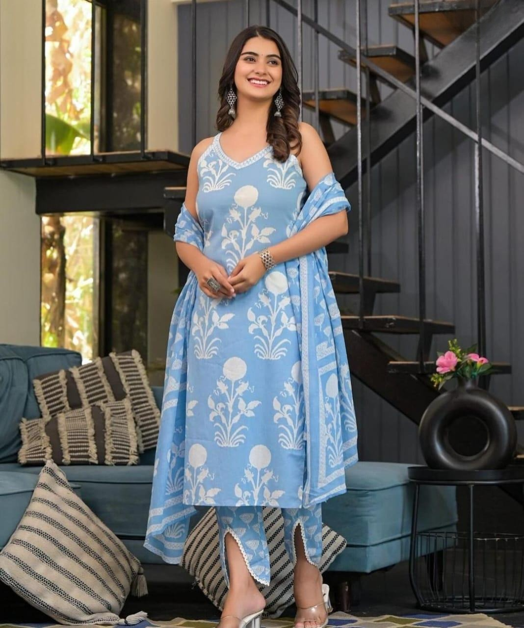 Cotton Floral Printed Cut Sleeve Kurti Pant With Duptta