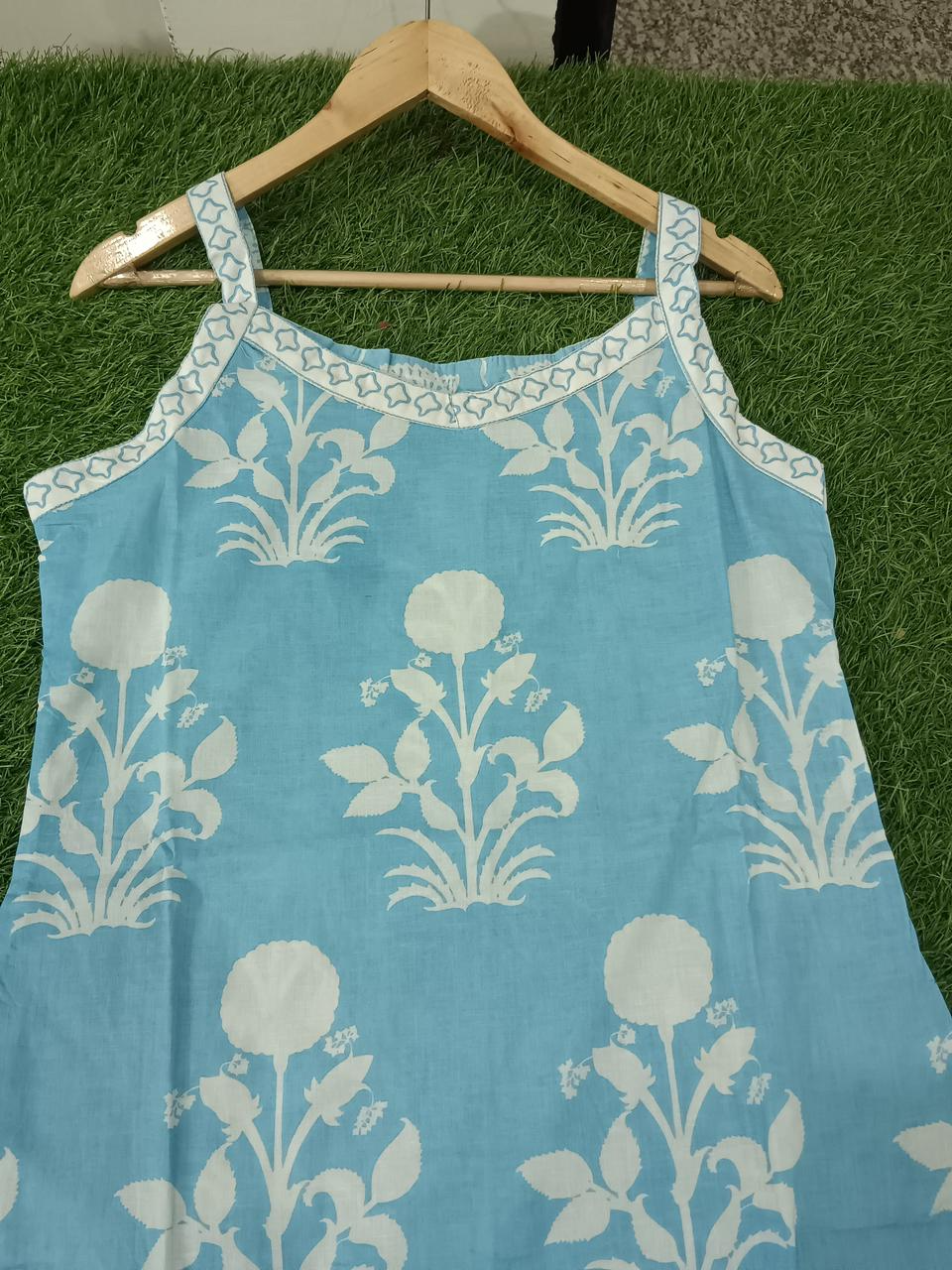 Cotton Floral Printed Cut Sleeve Kurti Pant With Duptta
