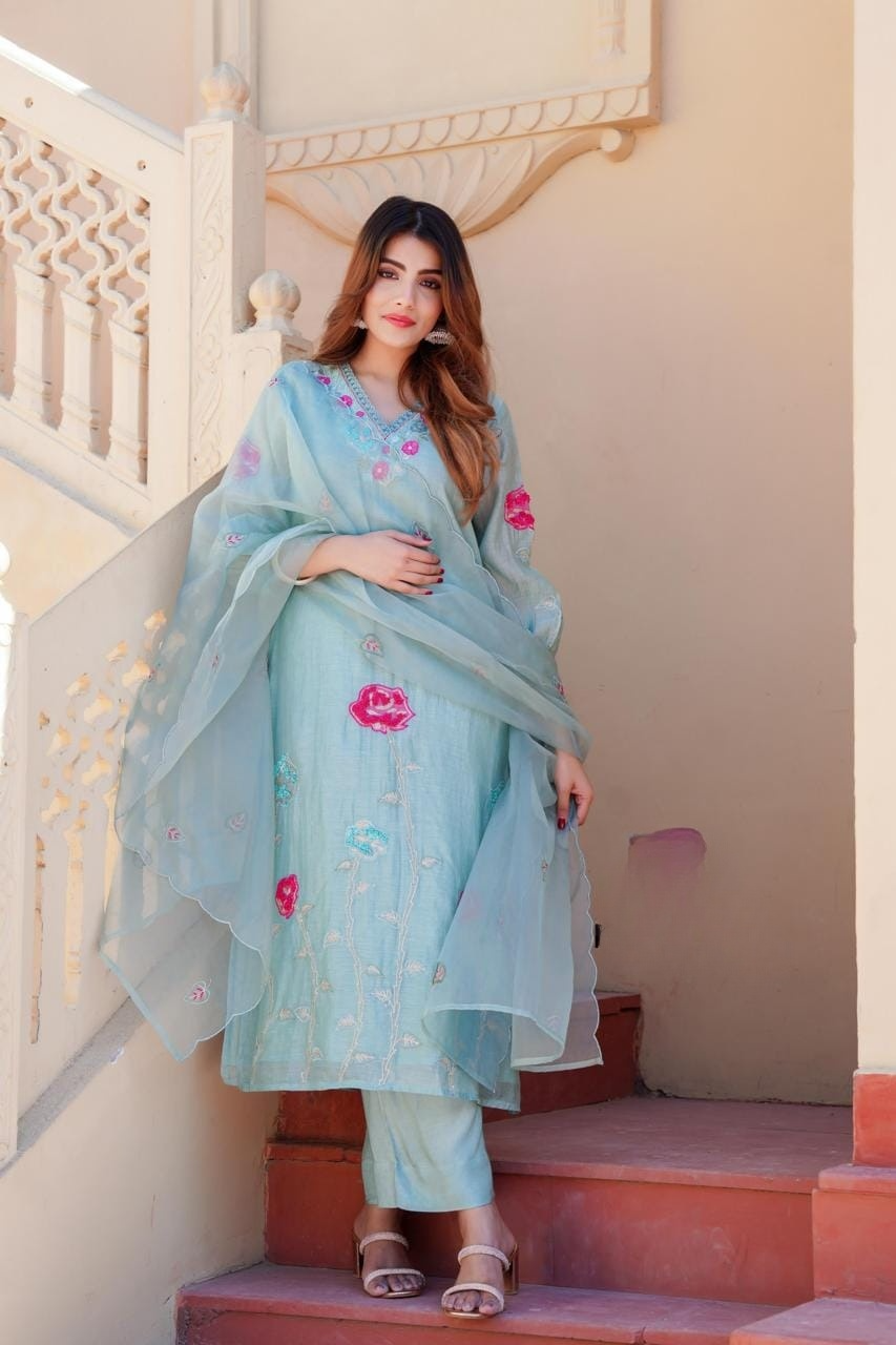 Light Blue Mul Chanderi Kurta With Handwork & Knotwork With Silk Pant & Dupatta