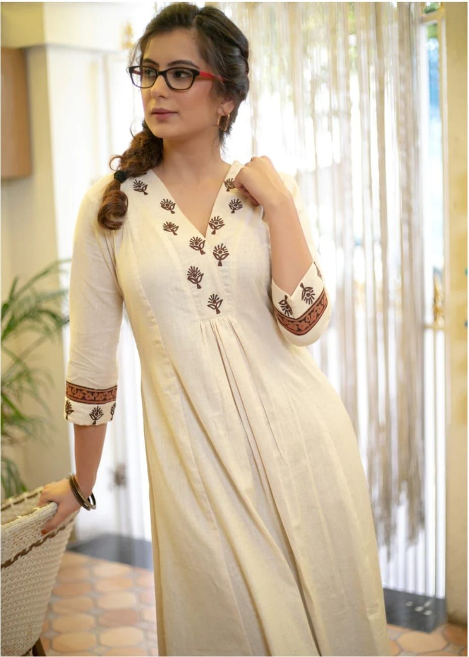 Cotton Flex Off-White Embroidered Kurta & Pant