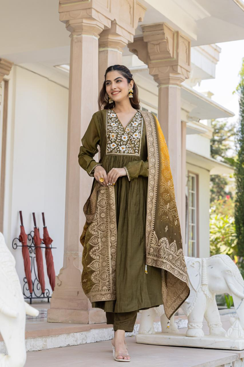 Banarasi Mul Silk Kurta Pant & Dupatta