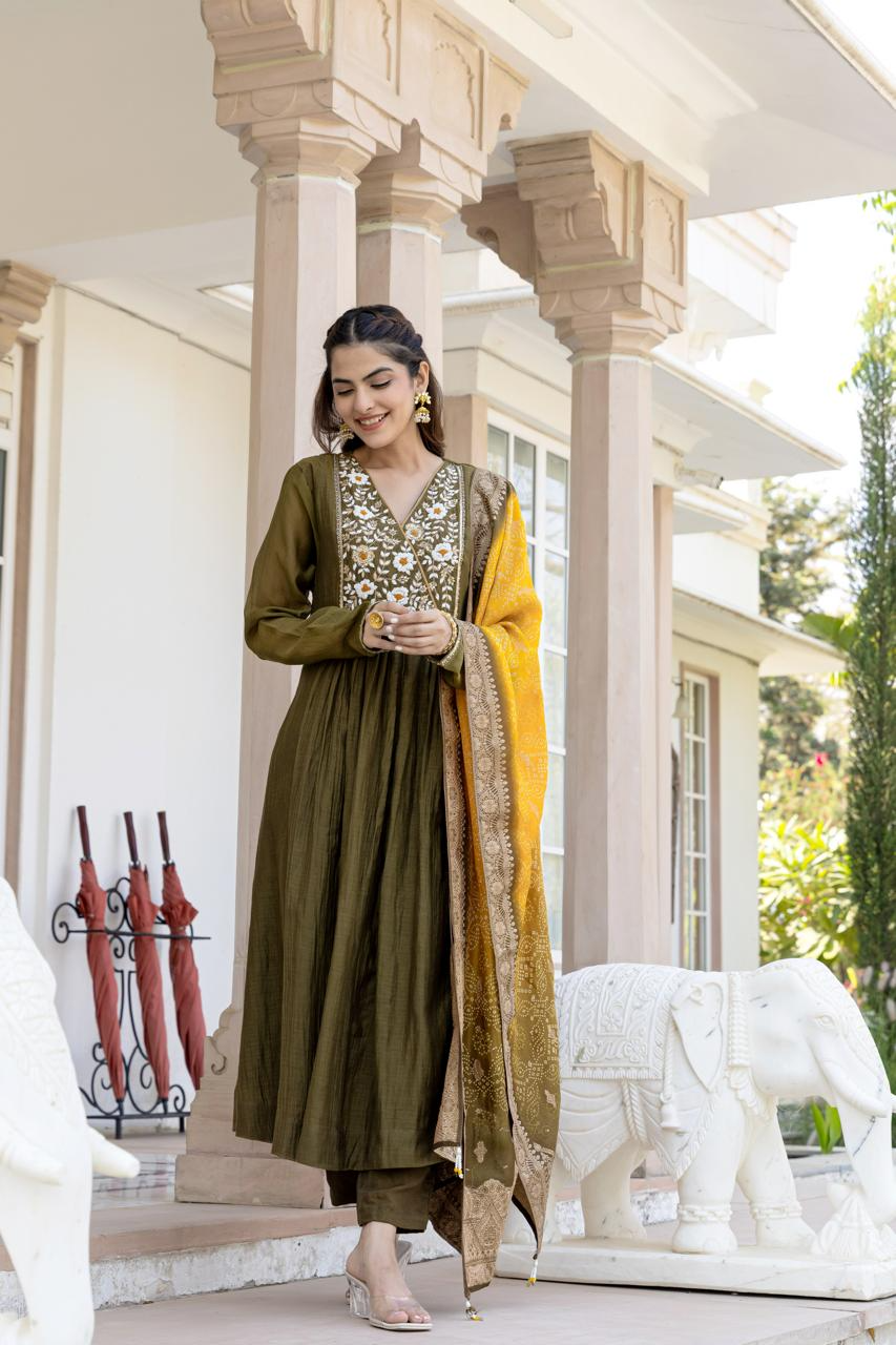 Banarasi Mul Silk Kurta Pant & Dupatta