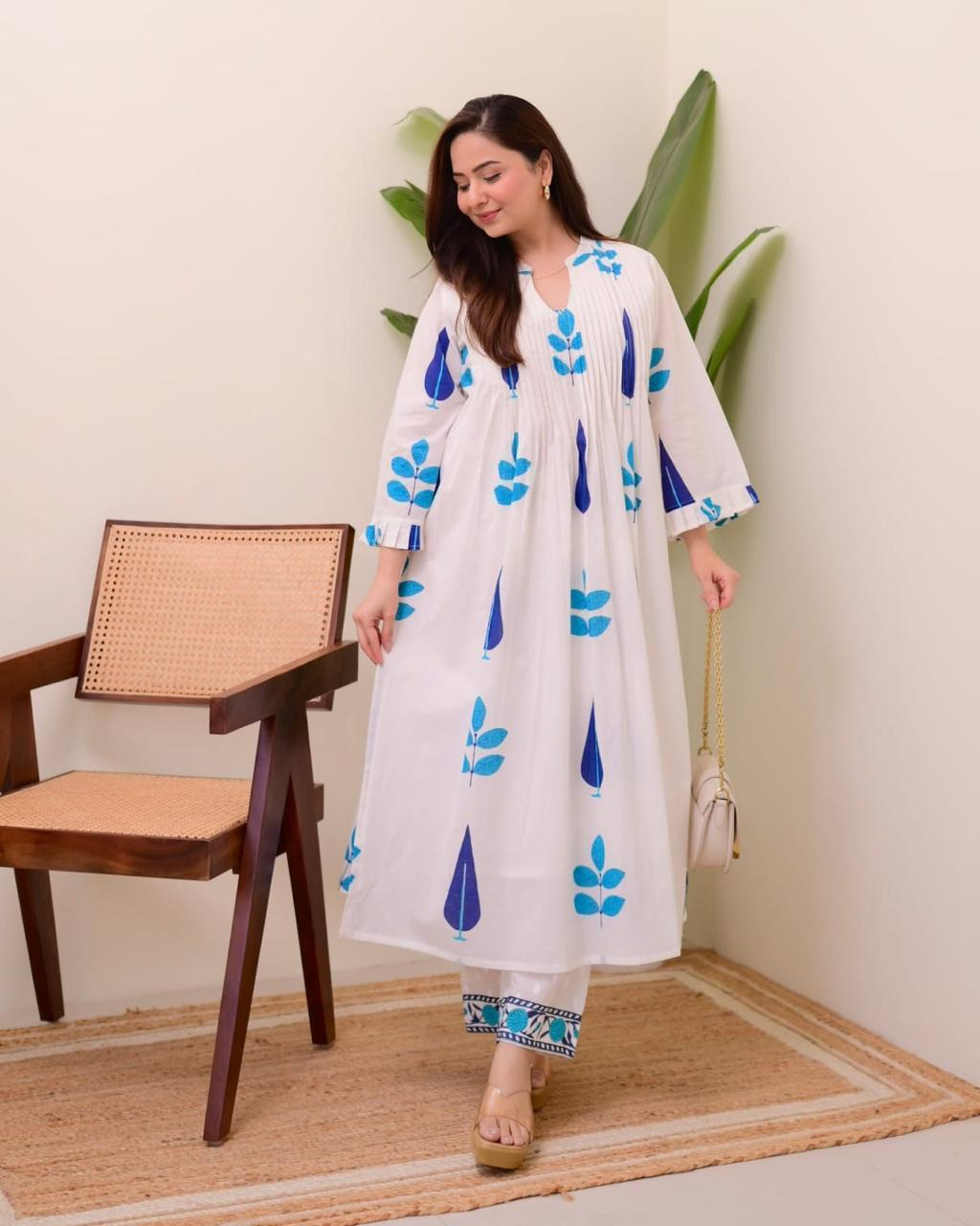 White Cotton Printed Kurta Pant Set