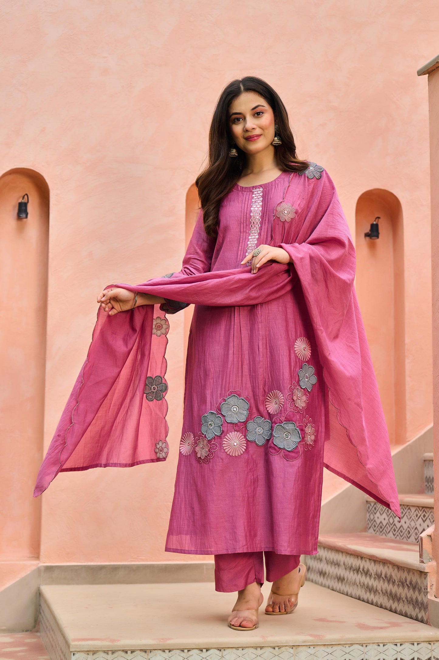 Rose Pink Mul Chanderi Kurta Set With Applique Work