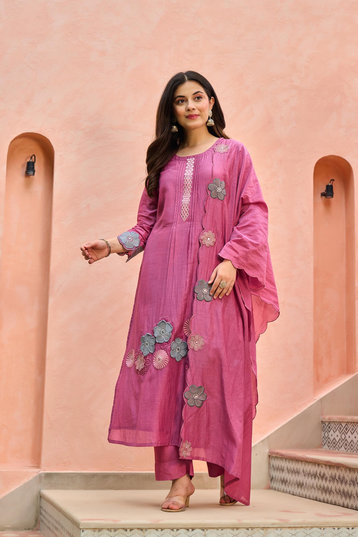 Rose Pink Mul Chanderi Kurta Set With Applique Work