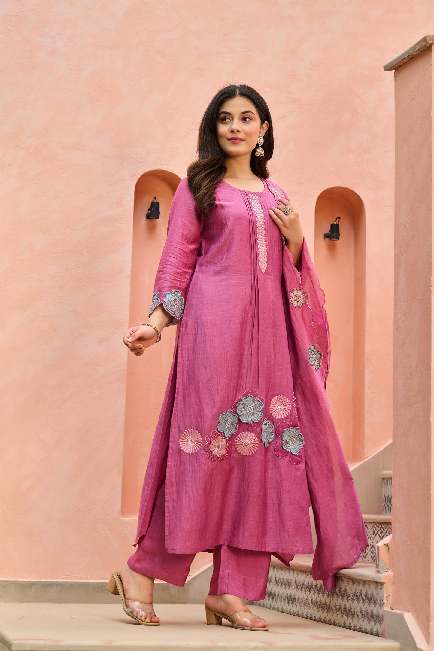 Rose Pink Mul Chanderi Kurta Set With Applique Work