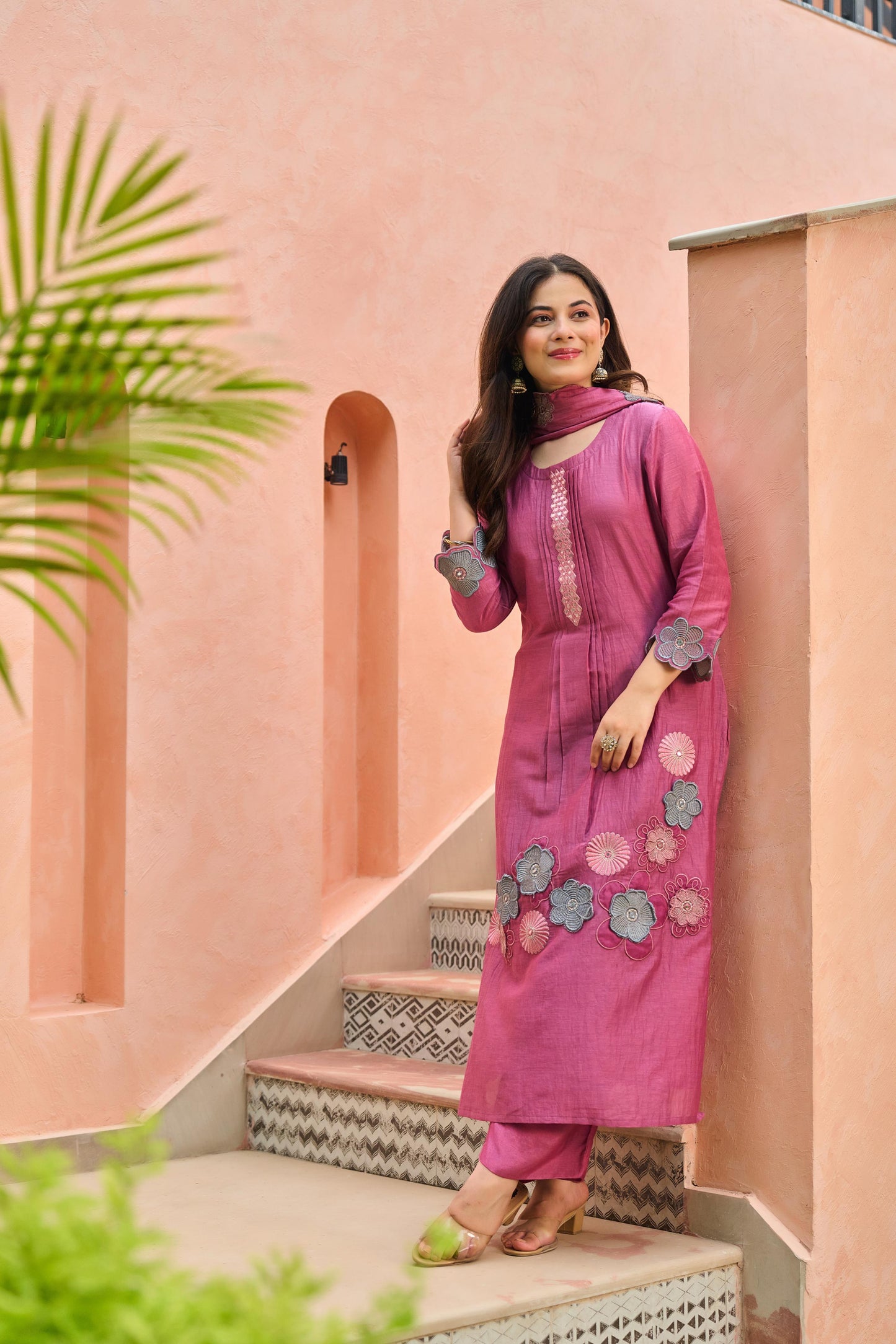 Rose Pink Mul Chanderi Kurta Set With Applique Work