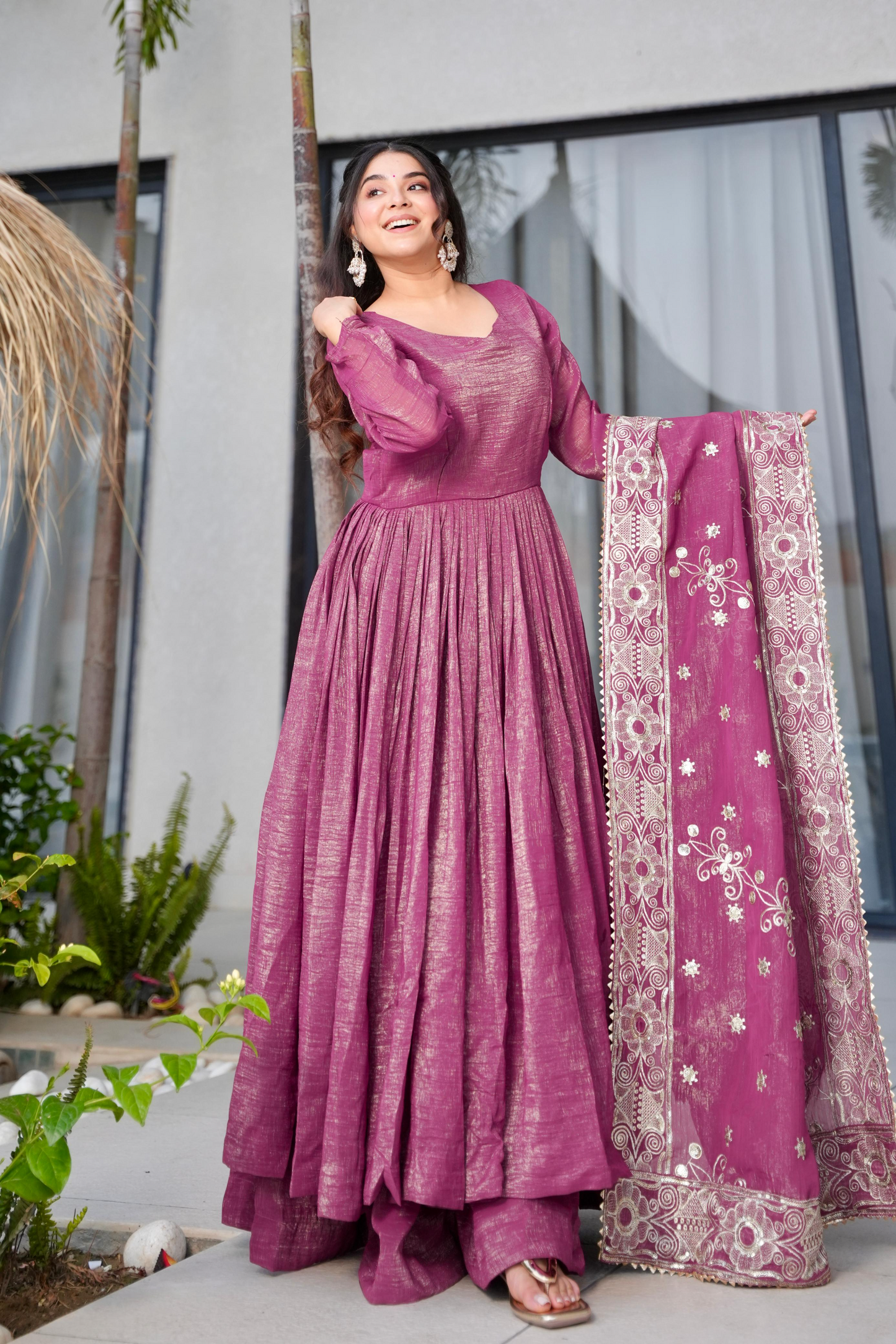 Gulabo Heavy Gown (Set Of 3)