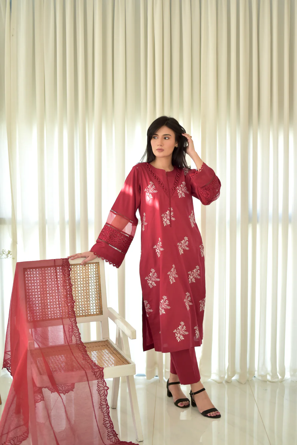 Maroon Roman Silk Embroidered Kurta Pant & Dupatta