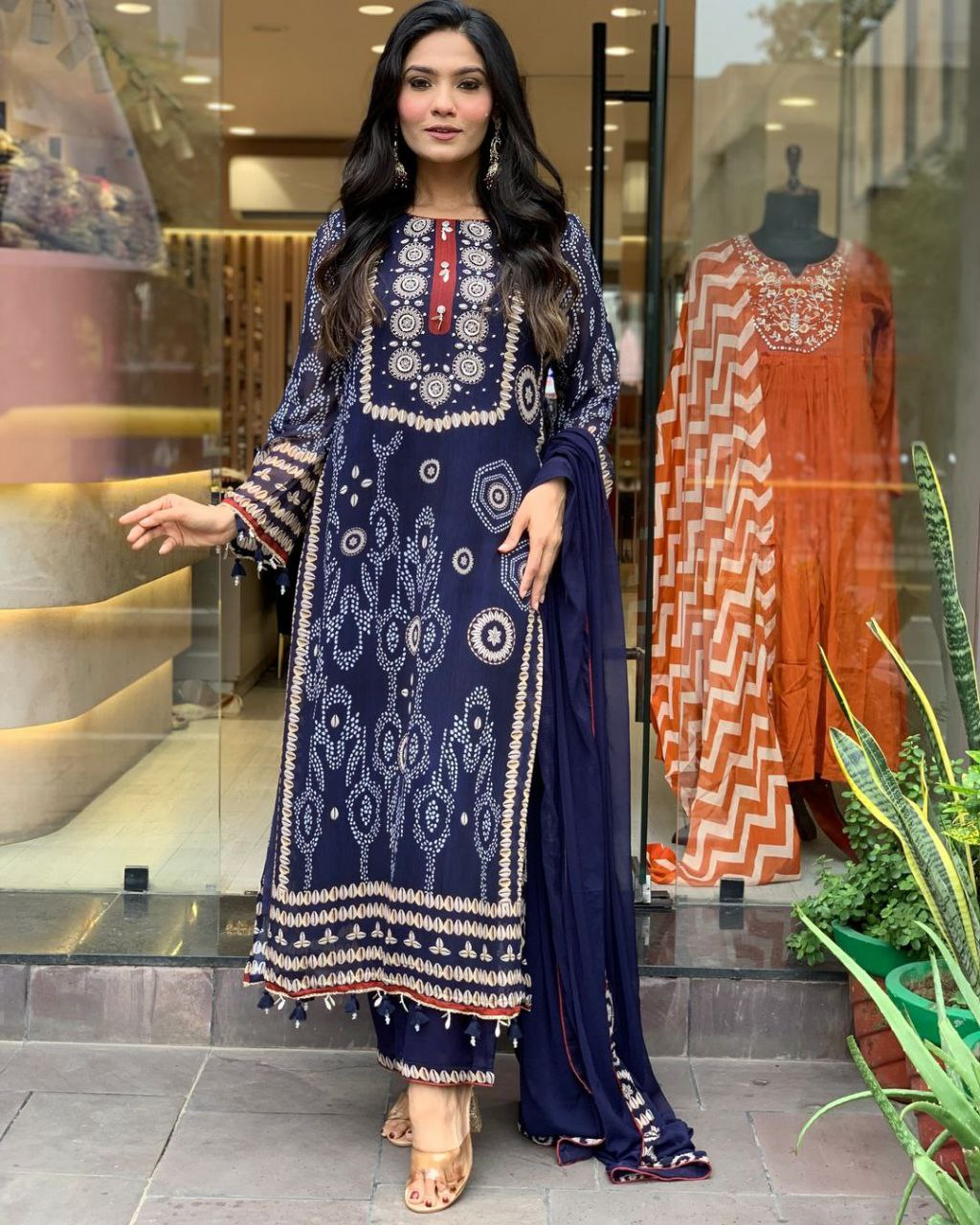 Navy Blue Diamond Silk Schiffli Hand Work & Thread Kodi With Latkan Kurta Set With Dupatta