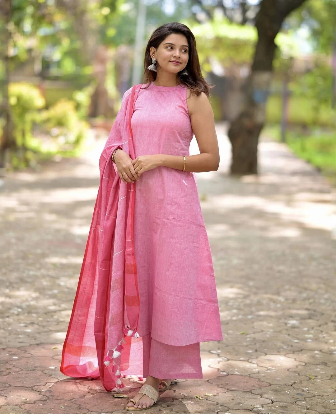 Pink Handloom A Line Kurti With Palazzo & Linen Dupatta