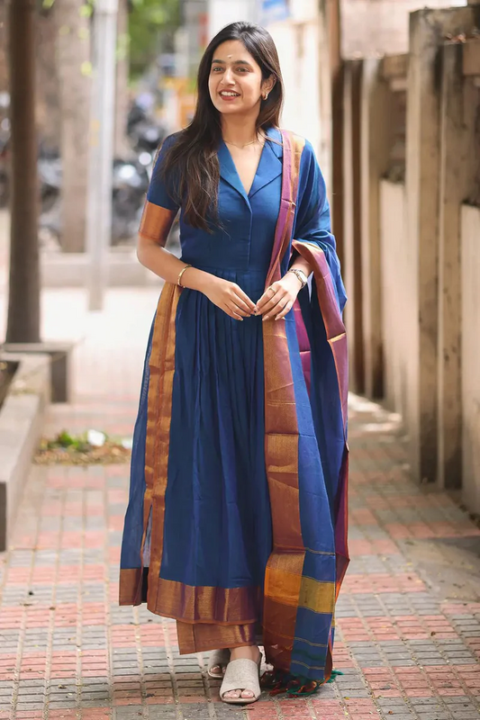 Handloom Suit Set in Royal Blue