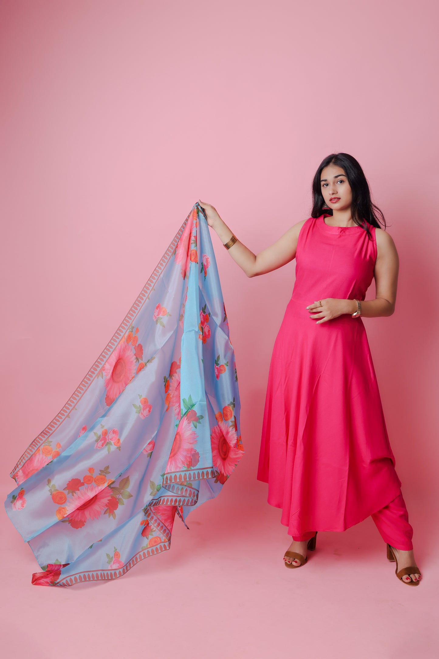 Pink Solid Cotton Rayon Kurta & Pants With Organza Dupatta